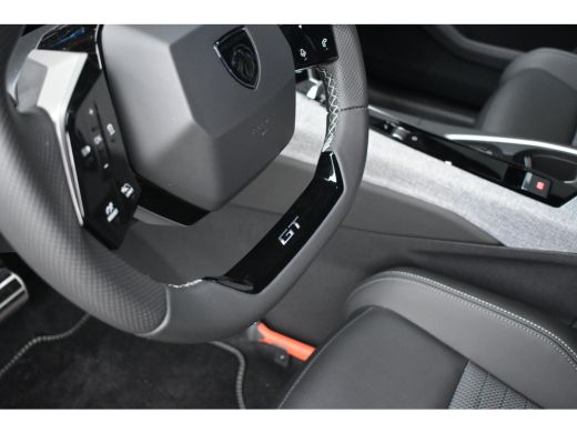 Peugeot 3008 1.6 plug-in Hybrid 195 GT Tot 8 Jaar Garantie! | Elektr. Achterklep | Stuur/Stoelverwarming | Nav... ActivLease financial lease