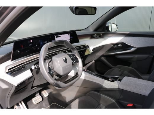 Peugeot 5008 1.2 Hybrid 136 GT 7p | Schuif kanteldak | Alcantara | 360 Pakket | | Panoramadak | Rondomzicht ca... ActivLease financial lease