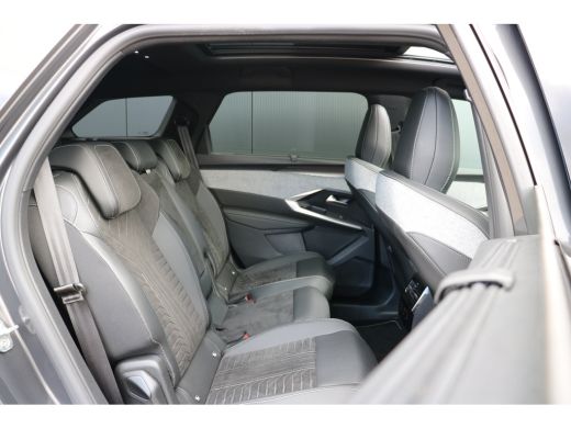 Peugeot 5008 1.2 Hybrid 136 GT 7p | Schuif kanteldak | Alcantara | 360 Pakket | | Panoramadak | Rondomzicht ca... ActivLease financial lease