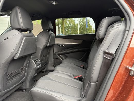 Peugeot 5008 GT HYBRID VAN:33.900,- VOOR:29.877,- UW HERFSTVOORDEEL: 4.023,- | 7 PER. | ADAPT. CRUISE CONTROL ... ActivLease financial lease