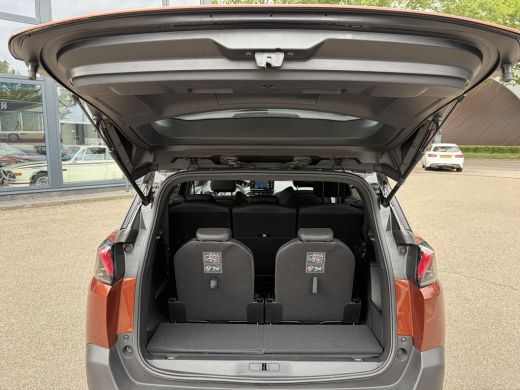 Peugeot 5008 GT HYBRID VAN:33.900,- VOOR:29.877,- UW HERFSTVOORDEEL: 4.023,- | 7 PER. | ADAPT. CRUISE CONTROL ... ActivLease financial lease
