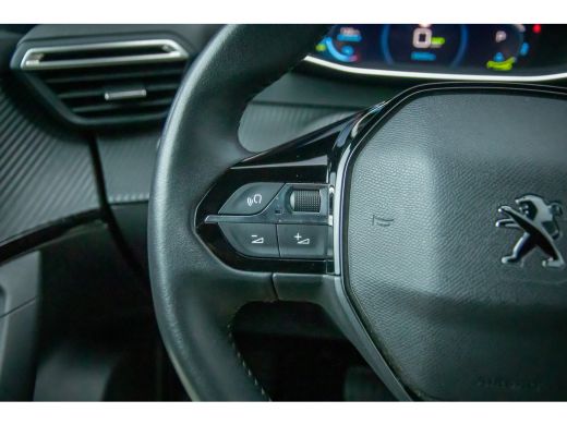 Peugeot e-2008 EV Allure 50 kWh | Cruise control | Parkeersensor achter | Lane Asist | Apple Carplay/Android Aut... ActivLease financial lease