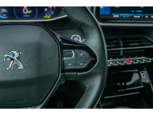 Peugeot e-2008 EV Allure 50 kWh | Cruise control | Parkeersensor achter | Lane Asist | Apple Carplay/Android Aut... ActivLease financial lease