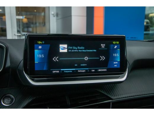 Peugeot e-2008 EV Allure 50 kWh | Cruise control | Parkeersensor achter | Lane Asist | Apple Carplay/Android Aut... ActivLease financial lease