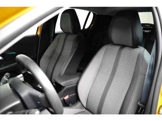 Peugeot e-208 EV Allure 50 kWh | SOH 100% | Camera | Stoelverwarming | Parkeersensoren | Apple Carplay & Androi... ActivLease financial lease
