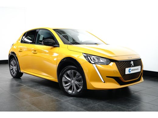 Peugeot e-208 EV Allure 50 kWh | SOH 100% | Camera | Stoelverwarming | Parkeersensoren | Apple Carplay & Androi... ActivLease financial lease