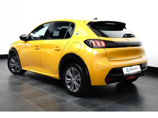 Peugeot e-208 EV Allure 50 kWh | SOH 100% | Camera | Stoelverwarming | Parkeersensoren | Apple Carplay & Androi... ActivLease financial lease