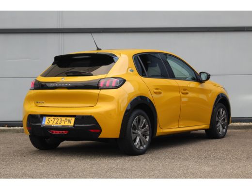 Peugeot e-208 EV Allure Pack 50 kWh | SOH 98% | Camera | Climate & Cruise Controle | Carplay | Keyless | | SOH ... ActivLease financial lease
