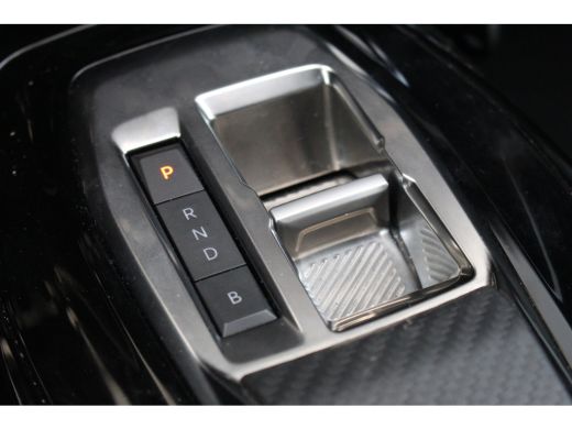 Peugeot e-208 EV Allure Pack 50 kWh | SOH 98% | Camera | Climate & Cruise Controle | Carplay | Keyless | | SOH ... ActivLease financial lease