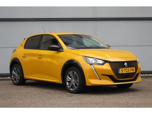 Peugeot e-208 EV Allure Pack 50 kWh | SOH 98% | Camera | Climate & Cruise Controle | Carplay | Keyless | | SOH ... ActivLease financial lease