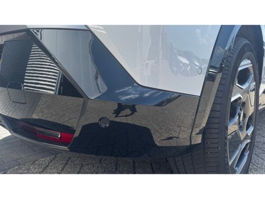Peugeot e-3008 73KWH GT AVANTAGE 214PK SOH 96,5% / NAVI / LEDER / CLIMA / FULL-LED / 20" LMV / KEYLESS / WARMTEP... ActivLease financial lease
