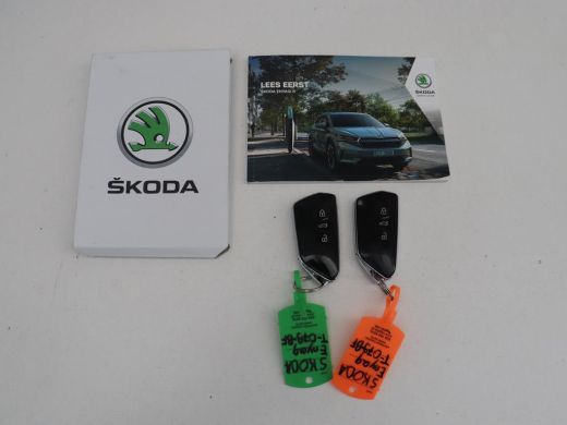 Skoda Enyaq iV 80 Sportline | SOH 94,1% | Camera | Navigatie | Adapt.Cruise | Stoelverwarming ActivLease financial lease