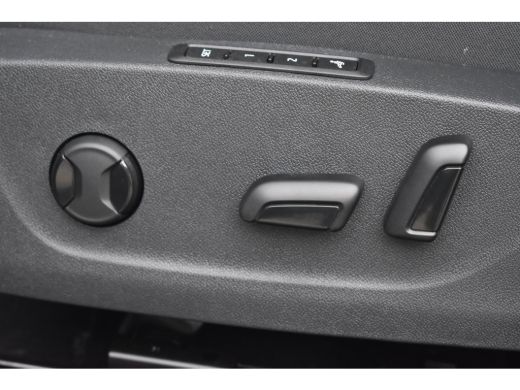 Skoda Enyaq iV Sportline | Chrome interieur accenten | Driving mode select | LED interieurverlichting inclusief ... ActivLease financial lease