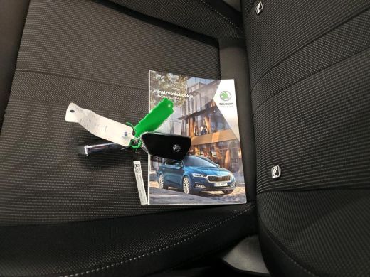 Skoda Octavia Combi 1.0 TSI Sport Business NL-AUTO | STOELVERWARMING | SPORTSTOELEN ActivLease financial lease
