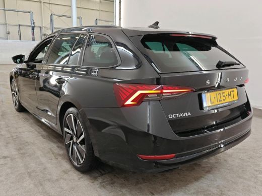 Skoda Octavia Combi 1.0 TSI Sport Business NL-AUTO | STOELVERWARMING | SPORTSTOELEN ActivLease financial lease