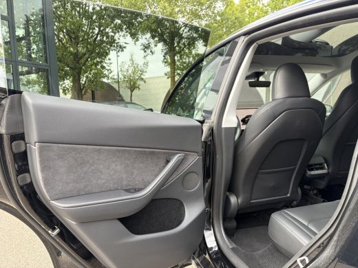 Tesla Model Y Performance AWD 75 kWh VAN 41.900:,- VOOR:39.877,- UW HERFSTVOORDEEL: 2.023,- | SOH 92% RIJKLAAR ... ActivLease financial lease