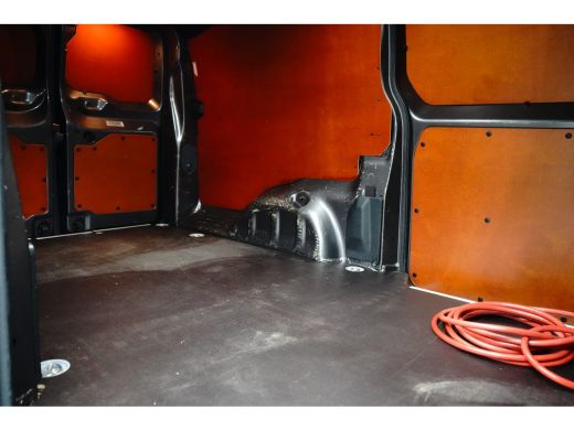Toyota ProAce 75KWH EXTRA RANGE INNOVATOR LONG / NAVI / LEDER / CLIMA / KEYLESS / CAMERA / APPLE CARPLAY / WINT... ActivLease financial lease