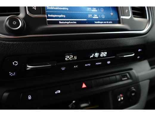 Toyota ProAce 75KWH EXTRA RANGE INNOVATOR LONG / NAVI / LEDER / CLIMA / KEYLESS / CAMERA / APPLE CARPLAY / WINT... ActivLease financial lease