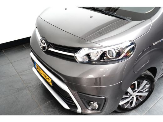 Toyota ProAce 75KWH EXTRA RANGE INNOVATOR LONG / NAVI / LEDER / CLIMA / KEYLESS / CAMERA / APPLE CARPLAY / WINT... ActivLease financial lease