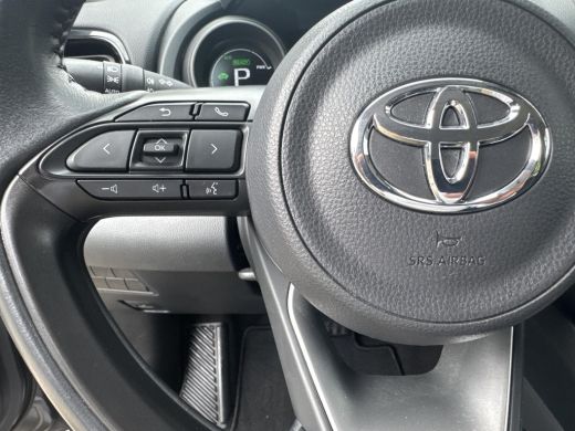 Toyota Yaris 1.5 Hybrid Dynamic | 06-10141018 Voor meer informatie ActivLease financial lease