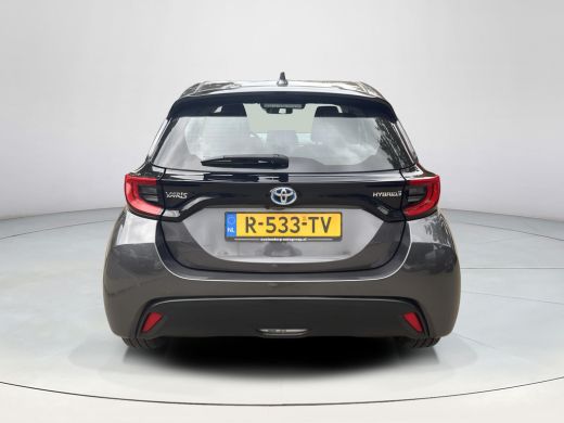 Toyota Yaris 1.5 Hybrid Dynamic | 06-10141018 Voor meer informatie ActivLease financial lease