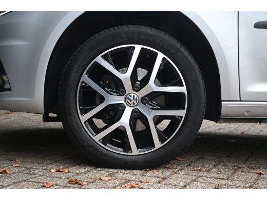 Volkswagen Caddy 2.0 TDI L1H1 BMT C-Edition | Betimmering | Navigatie | Leder | Parkeersensoren | Airco | Dakrails... ActivLease financial lease
