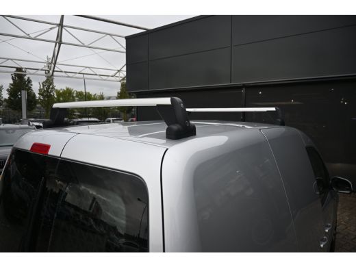 Volkswagen Caddy 2.0 TDI L1H1 BMT C-Edition | Betimmering | Navigatie | Leder | Parkeersensoren | Airco | Dakrails... ActivLease financial lease