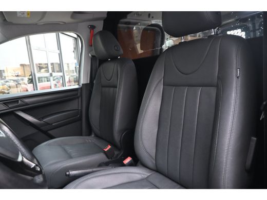 Volkswagen Caddy 2.0 TDI L1H1 BMT C-Edition | Betimmering | Navigatie | Leder | Parkeersensoren | Airco | Dakrails... ActivLease financial lease