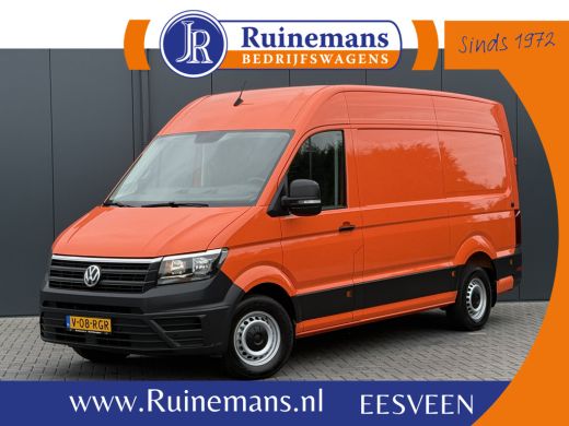 Volkswagen Crafter 35 2.0 TDI 177 PK / L3H3 / CAMERA / CRUISE / 3.5 TON TREKKEN / 3-ZITS / AIRCO / CARPLAY / GEVEERD... ActivLease financial lease