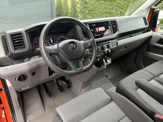 Volkswagen Crafter 35 2.0 TDI 177 PK / L3H3 / CAMERA / CRUISE / 3.5 TON TREKKEN / 3-ZITS / AIRCO / CARPLAY / GEVEERD... ActivLease financial lease