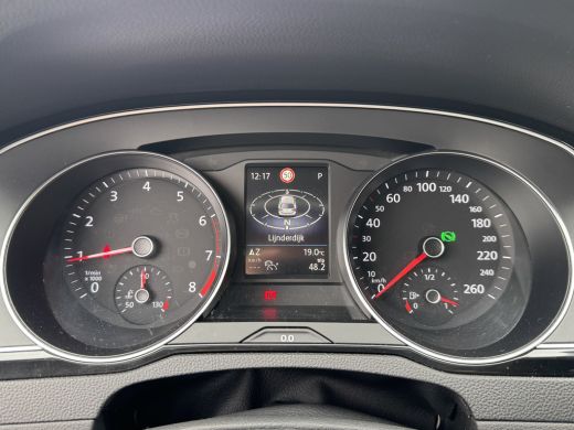 Volkswagen Passat Variant 1.5 TSI 150PK DSG BUSINESS CAMERA/NAVI/CARPLAY ActivLease financial lease
