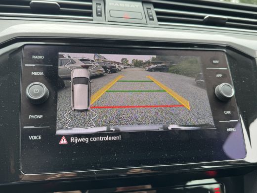 Volkswagen Passat Variant 1.5 TSI 150PK DSG BUSINESS CAMERA/NAVI/CARPLAY ActivLease financial lease