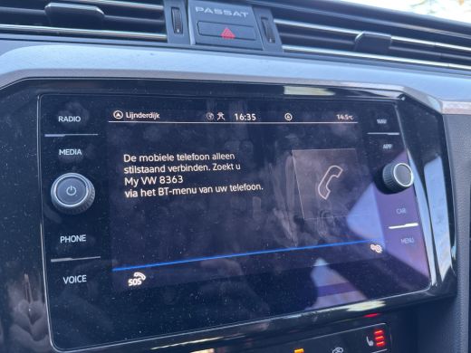 Volkswagen Passat Variant 1.5 TSI 150PK DSG BUSINESS CAMERA/NAVI/CARPLAY ActivLease financial lease