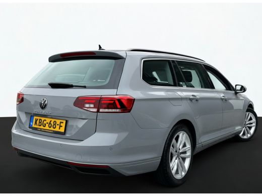 Volkswagen Passat Variant 1.5 TSI 150PK DSG BUSINESS CAMERA/NAVI/CARPLAY ActivLease financial lease