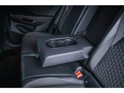 Volkswagen T-Roc 1.5 eTsi R-Line First Edition | Adaptive Cruise control | Matrix koplamen | Elektrisch bedienbare... ActivLease financial lease