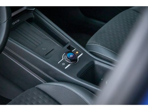 Volkswagen T-Roc 1.5 eTsi R-Line First Edition | Adaptive Cruise control | Matrix koplamen | Elektrisch bedienbare... ActivLease financial lease