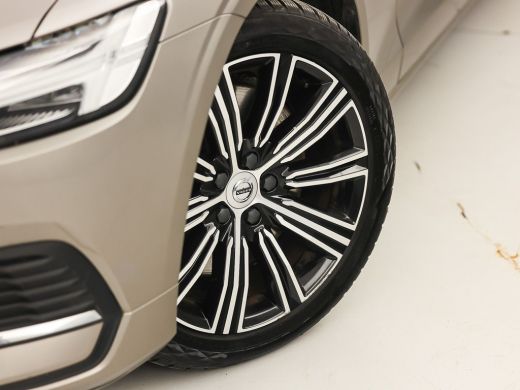 Volvo  V60 2.0 T6 Recharge AWD Inscription 340Pk Automaat (SOH 87,7% APPLE CARPLAY, GROOT NAVI, CAMERA, LEDE... ActivLease financial lease