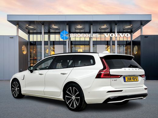 Volvo  V60 T8 Recharge Plus Dark | 18" Allseason | Trekhaak | Panoramadak | Head-Up | 360 Camera | Elektr. v... ActivLease financial lease