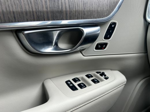 Volvo  V90 Long Range 2.0 T6 Plug-in hybrid AWD Core Bright | Memory | sOh 99% | Leder | Pilot Assist | BLIS... ActivLease financial lease