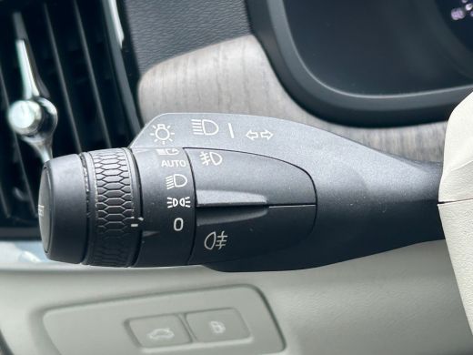 Volvo  V90 Long Range 2.0 T6 Plug-in hybrid AWD Core Bright | Memory | sOh 99% | Leder | Pilot Assist | BLIS... ActivLease financial lease