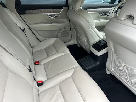 Volvo  V90 Long Range 2.0 T6 Plug-in hybrid AWD Core Bright | Memory | sOh 99% | Leder | Pilot Assist | BLIS... ActivLease financial lease