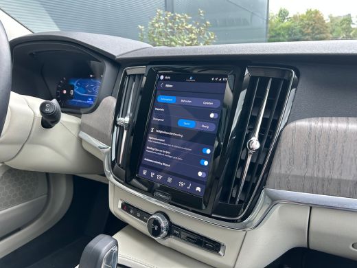 Volvo  V90 Long Range 2.0 T6 Plug-in hybrid AWD Core Bright | Memory | sOh 99% | Leder | Pilot Assist | BLIS... ActivLease financial lease
