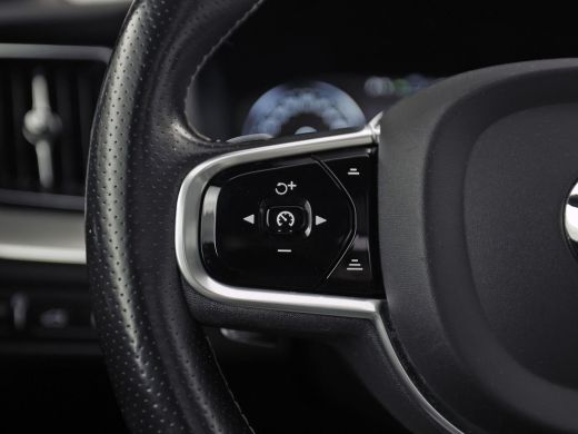 Volvo  XC60 2.0 T8 Twin Engine AWD Inscription Automaat 407Pk (SOH 91,9%, PANORAMADAK, APPLE CARPLAY, CAMERA,... ActivLease financial lease