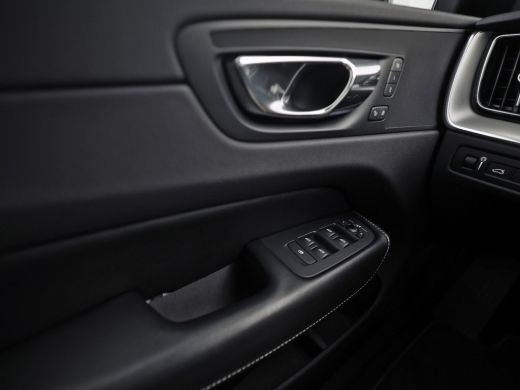 Volvo  XC60 2.0 T8 Twin Engine AWD Inscription Automaat 407Pk (SOH 91,9%, PANORAMADAK, APPLE CARPLAY, CAMERA,... ActivLease financial lease