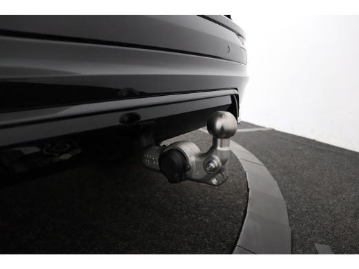 Volvo  XC60 T8 AWD Ultra Black Edition | Luchtvering | Trekhaak | Bowers & Wilkins | Snel Leverbaar | BTW Auto | ActivLease financial lease
