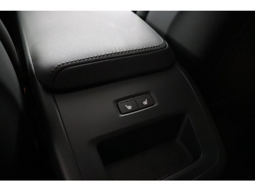 Volvo  XC60 T8 AWD Ultra Black Edition | Luchtvering | Trekhaak | Bowers & Wilkins | Snel Leverbaar | BTW Auto | ActivLease financial lease