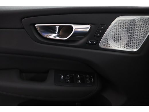 Volvo  XC60 T8 AWD Ultra Black Edition | Luchtvering | Trekhaak | Bowers & Wilkins | Snel Leverbaar | BTW Auto | ActivLease financial lease