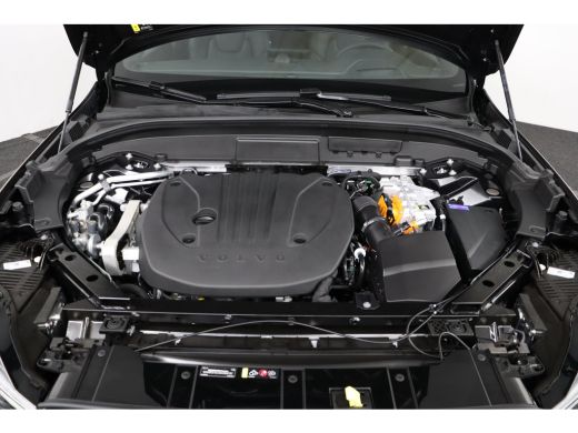 Volvo  XC60 T8 AWD Ultra Black Edition | Luchtvering | Trekhaak | Bowers & Wilkins | Snel Leverbaar | BTW Auto | ActivLease financial lease