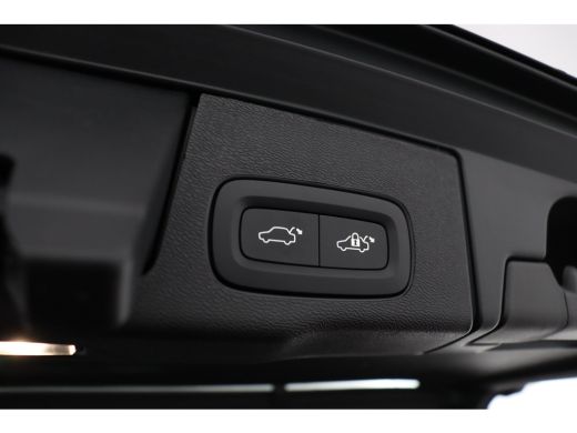 Volvo  XC60 T8 AWD Ultra Black Edition | Luchtvering | Trekhaak | Bowers & Wilkins | Snel Leverbaar | BTW Auto | ActivLease financial lease