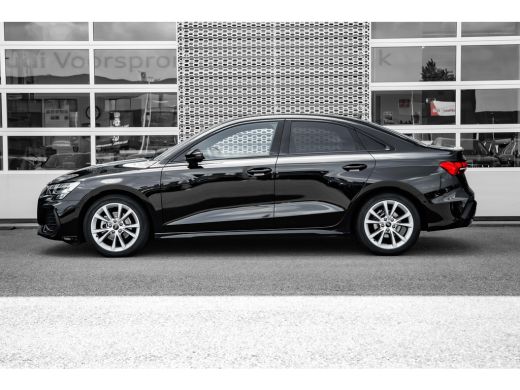 Audi A3 Limousine 30 TFSI S edition | Apple Carplay/Android Auto|telefoonintegratie premium | Extra getin... ActivLease financial lease